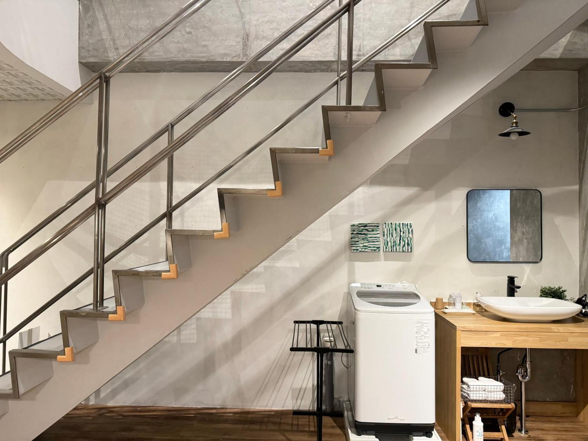 Hotel Art Rock Takamatsu Bagian luar foto