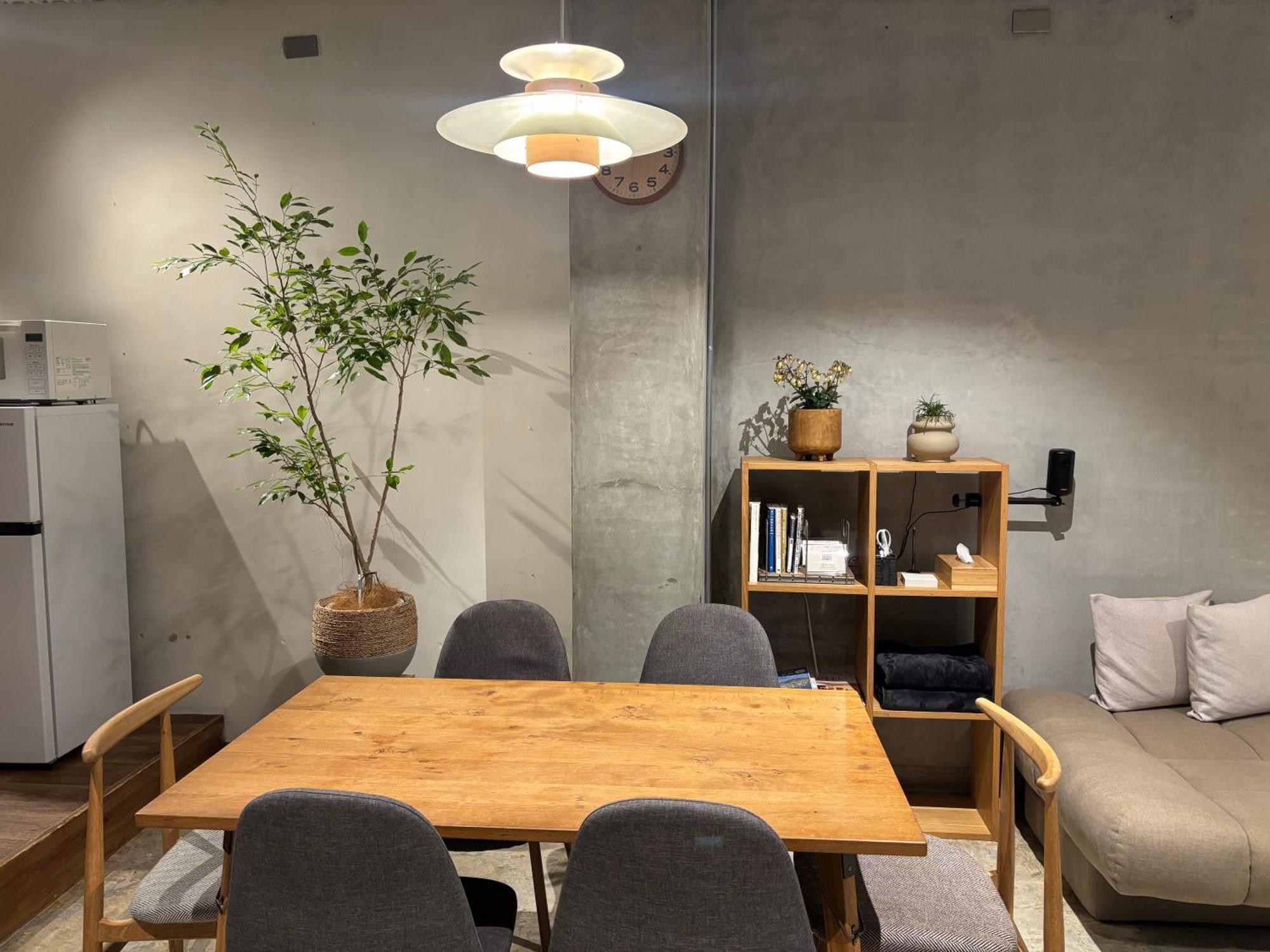 Hotel Art Rock Takamatsu Bagian luar foto